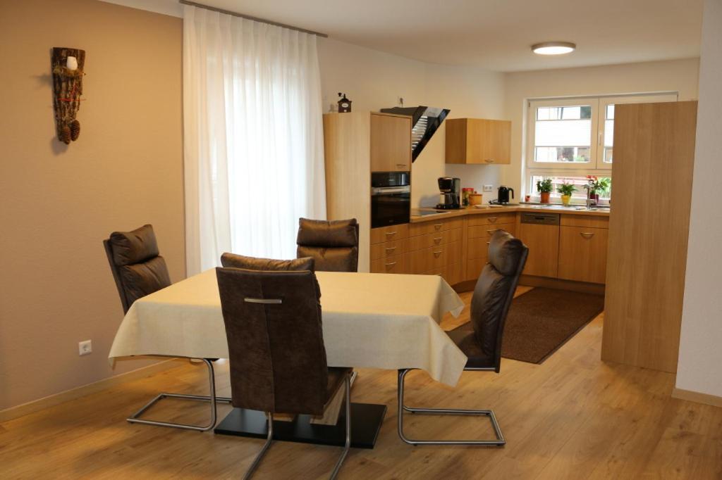 Ferienwohnung Am Berg Bräunlingen Exteriör bild